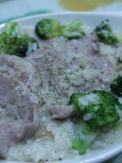 【北海道白醬燉】松阪豬蘑菇鮮蔬燉飯 的食譜成品照片