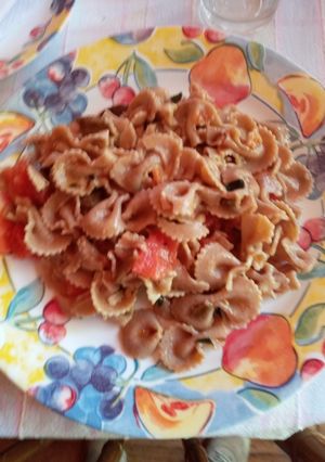 Una foto de Moños con tomates y aceitunas (veraniegos)