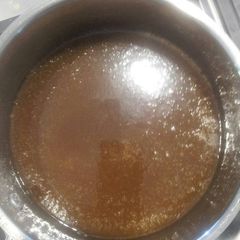 A picture of Butterscotch Sauce.