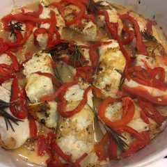 Una foto de Pescado corvina con pimentón o pescado blanco
