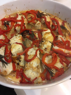 Una foto de Pescado corvina con pimentón o pescado blanco