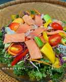 Salad Cá Hồi Cải Xoăn Kale