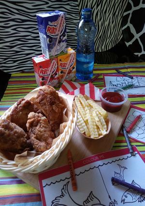 A picture of #THE BIG FIVE#KIDS MENU Kuku Kikapu with Curly Chips.