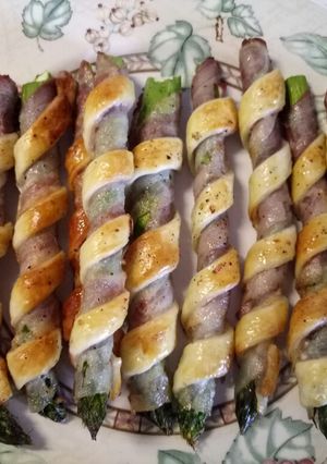 A picture of Asparagus twists.