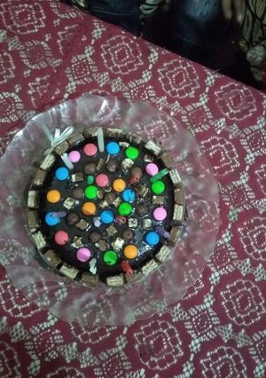 A picture of Chocolate kit kat cack.