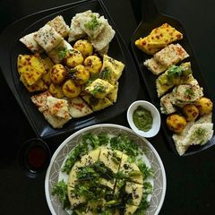 Dhokla Basket A picture of Dhokla Basket.