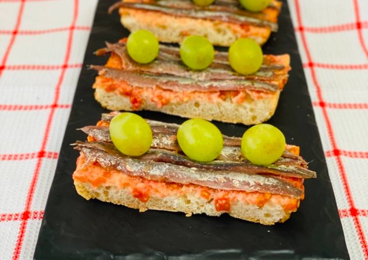 Tostas para vermut dominguero