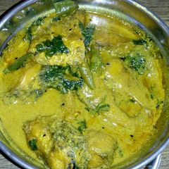 A picture of Rohu poppy seeds paste curry.