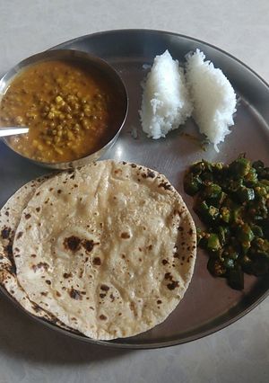 ભીંડા નું શાક(bhinda nu saak recipe in Gujarati) રેસીપી મુખ્ય ફોટો