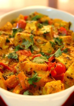 A picture of Aaloo paneer.