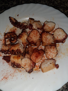 Una foto de Pulpo a la gallega 🐙🐙