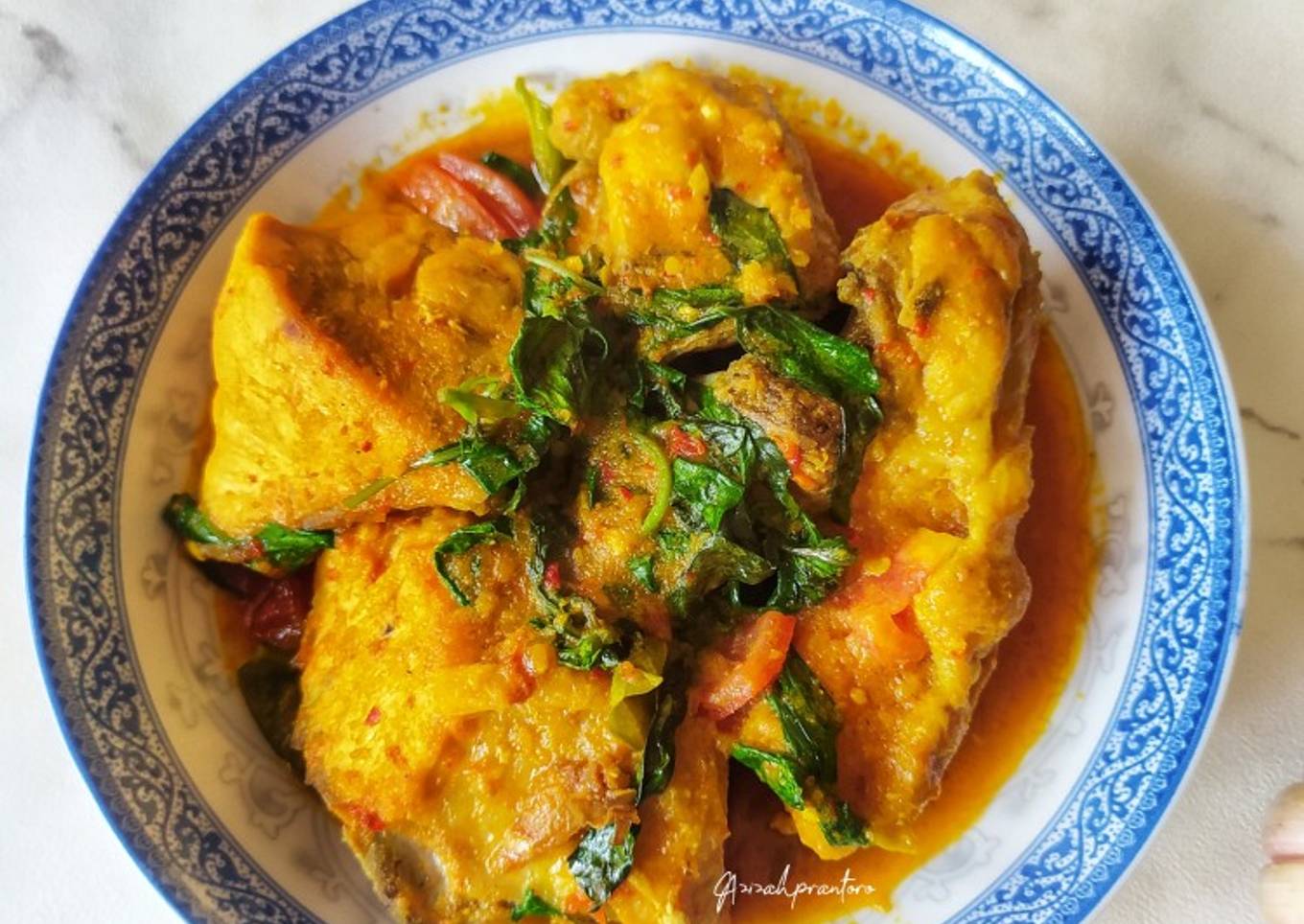 Ayam woku kemangi