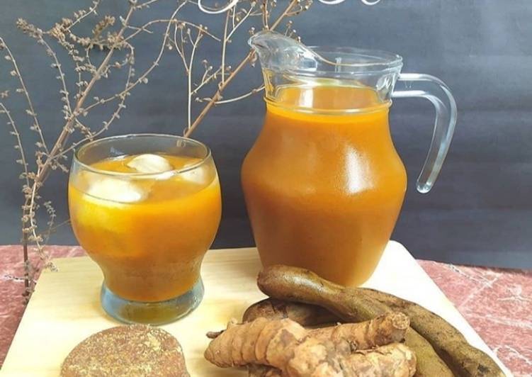 Cara Gampang Menyiapkan Jamu Kunyit Asem Anti Gagal