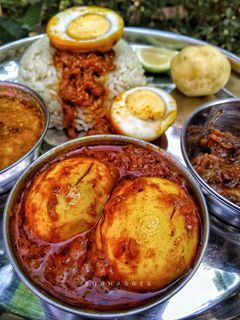 এগ কষা (egg kosha recipe in Bengali) রেসিপির প্রধান ছবি