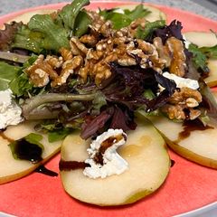 Pear salad A picture of Pear salad.