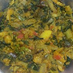 A picture of Malabar spinach curry.