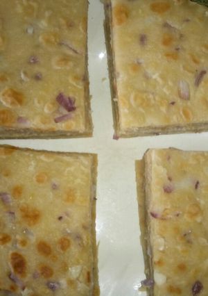 A picture of Onion garlic chapatis.