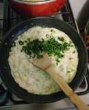 Corbatitas a la trilogía con salsa bechamel