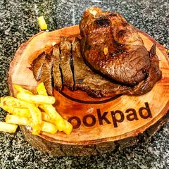 A picture of Grilled Springbok chops.