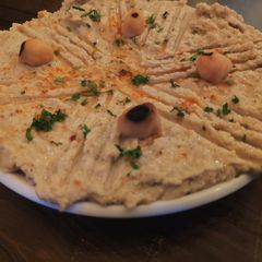 A picture of Smoked Chikpeas Hummus.