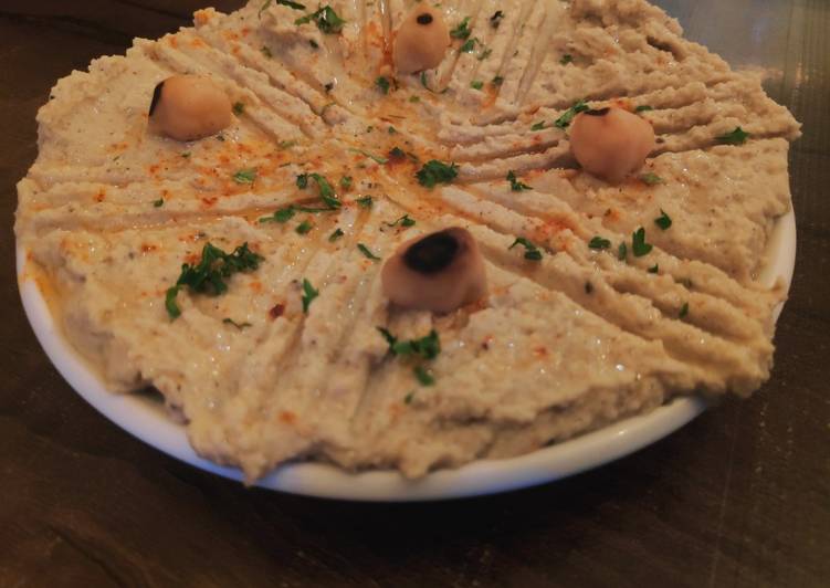 Step-by-Step Guide to Make Perfect Smoked Chikpeas Hummus