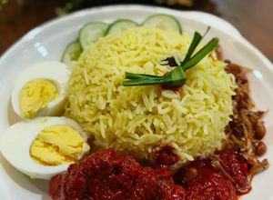 Gambar Nasi Lemak Royal