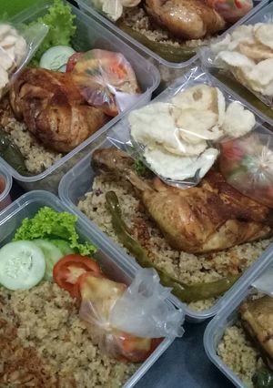 Foto resep Nasi Kebuli Ayam Goreng Pecah Enaknya