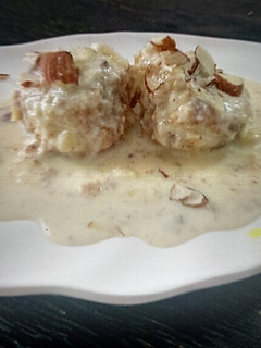 A picture of Bread and Paneer rasmalai.