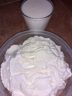 Una foto de Mantequilla de leche fermentada en casa 🍶