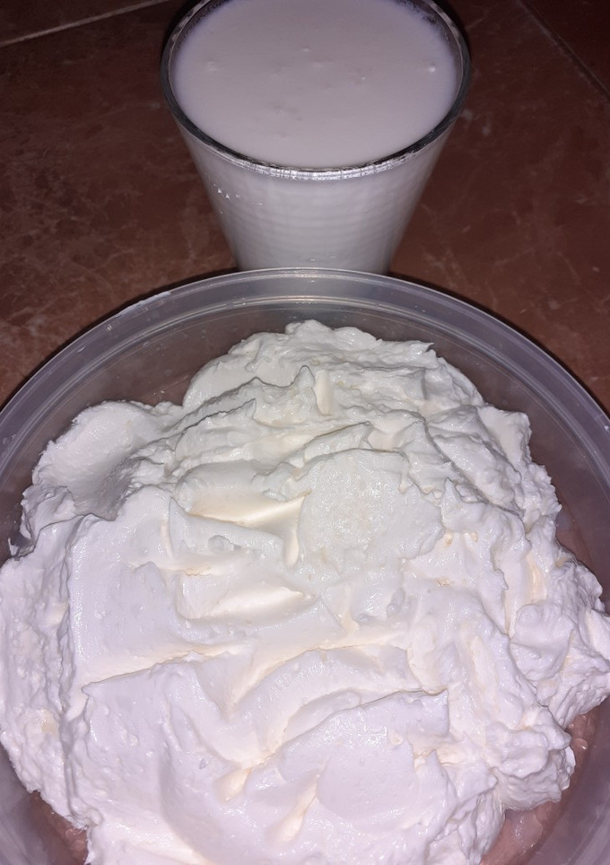 Una foto de Mantequilla de leche fermentada en casa 🍶
