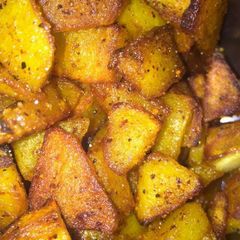 A picture of Fried potato.