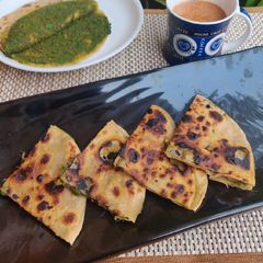A picture of Dhania ka Parantha.
