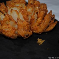 A picture of Deep fried blooming onion.