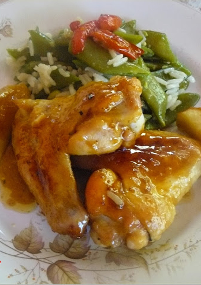 Una foto de Alitas de pollo con mostaza y miel