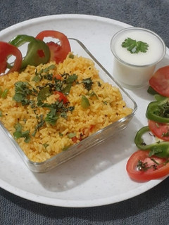 વઘારેલા ભાત (Vagharela Bhat Recipe In Gujarati) રેસીપી મુખ્ય ફોટો