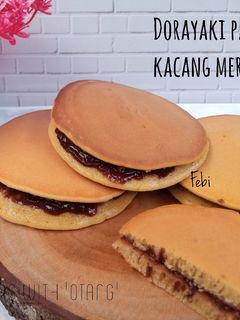 Foto resep Dorayaki Pasta Kacang Merah (Adonan Empuk)