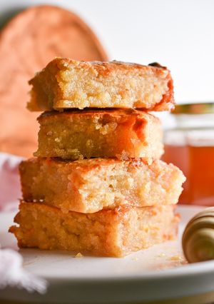 A picture of My Honey & Orange Cake 🍰 🍯.