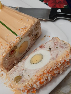Una foto de Pastel de pollo frío