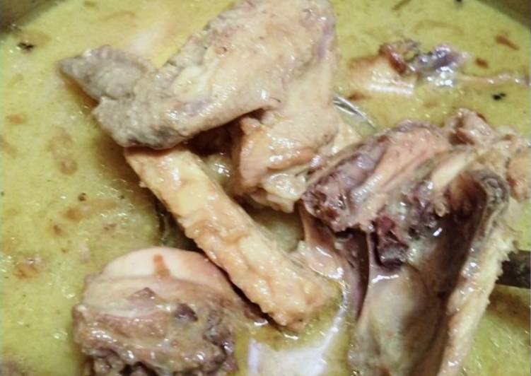 Resep @ENAK Opor Ayam dan tempe bumbu Kuning menu masakan harian