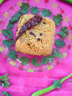 વઘારેલા ભાત (Vagharela Bhat Recipe In Gujarati) રેસીપી મુખ્ય ફોટો