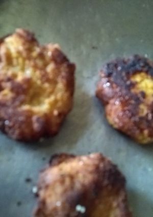 कोकोनट पकोड़े (Coconut pakode recipe in hindi) रेसिपी मुख्य फोटो