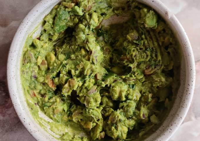 Delicious fresh guacamole