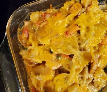 Easy Fast Cooking Chili and cheddar bowtie casserole Yummy