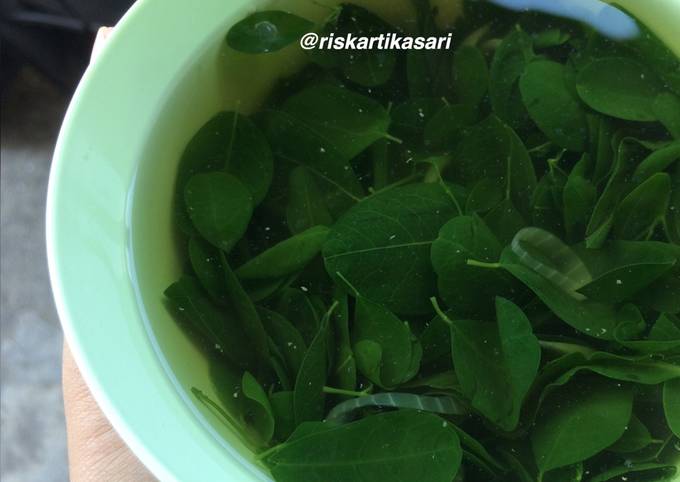 Resep Sayur Bening Daun Kelor Oleh Riska Kartika Sari Cookpad 0434