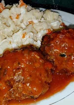 Una foto de Albóndigas en salsa napolitana