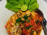 Ayam kuah pedas
