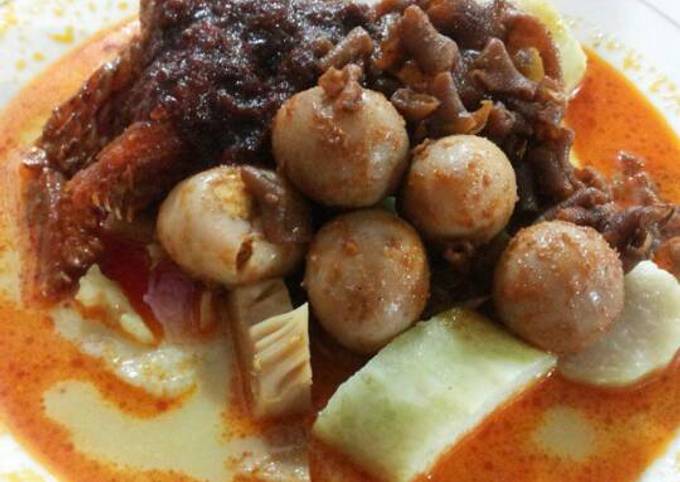 Langkah Mudah untuk Menyiapkan Lontong sayur bumbu habang yang Bisa Manjain Lidah