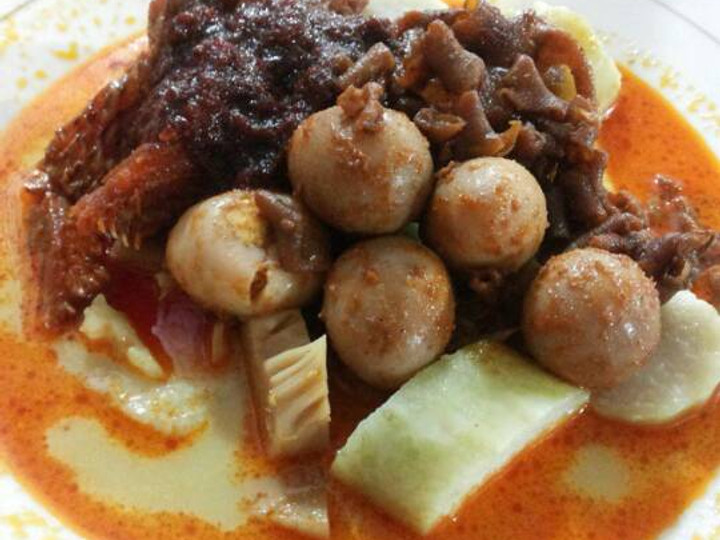 Langkah Mudah untuk Menyiapkan Lontong sayur bumbu habang yang Bisa Manjain Lidah