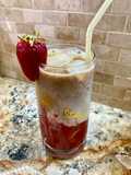 Iced Strawberry Latte (Strawberry Coffee)