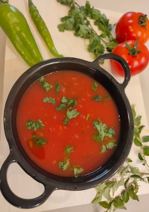 ટોમેટો સૂપ (Tomato Soup Recipe In Gujarati) રેસીપી મુખ્ય ફોટો